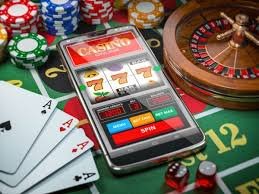 Filipino player browsing pagtaya game lobby on mobile phone